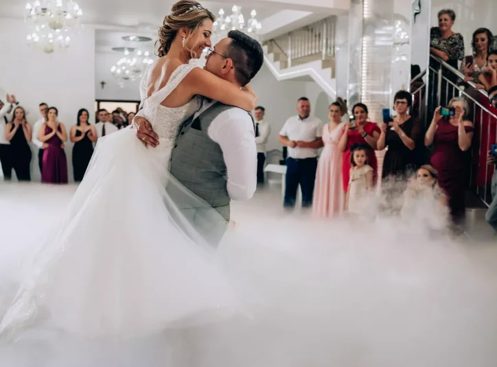 Doświadczony fotograf na ślub – gwarancja pięknych wspomnień Doświadczony fotograf na ślub – gwarancja pięknych wspomnień