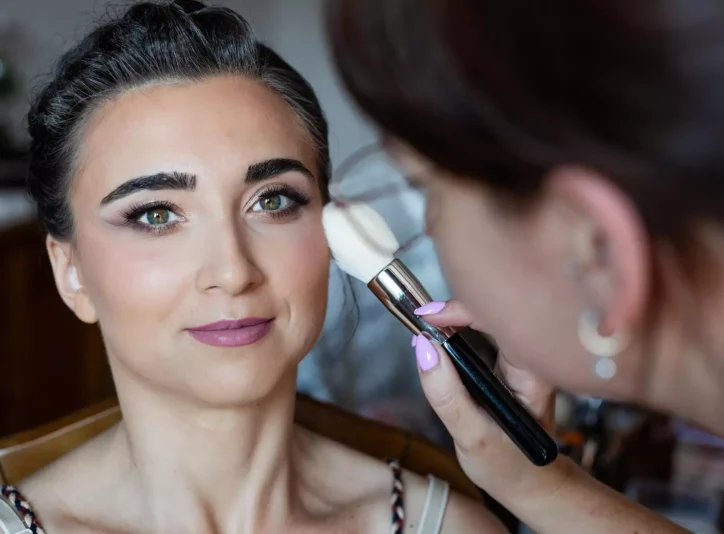 Makijaż ślubny – jak osiągnąć nieskazitelny look Makijaż ślubny – jak osiągnąć nieskazitelny look